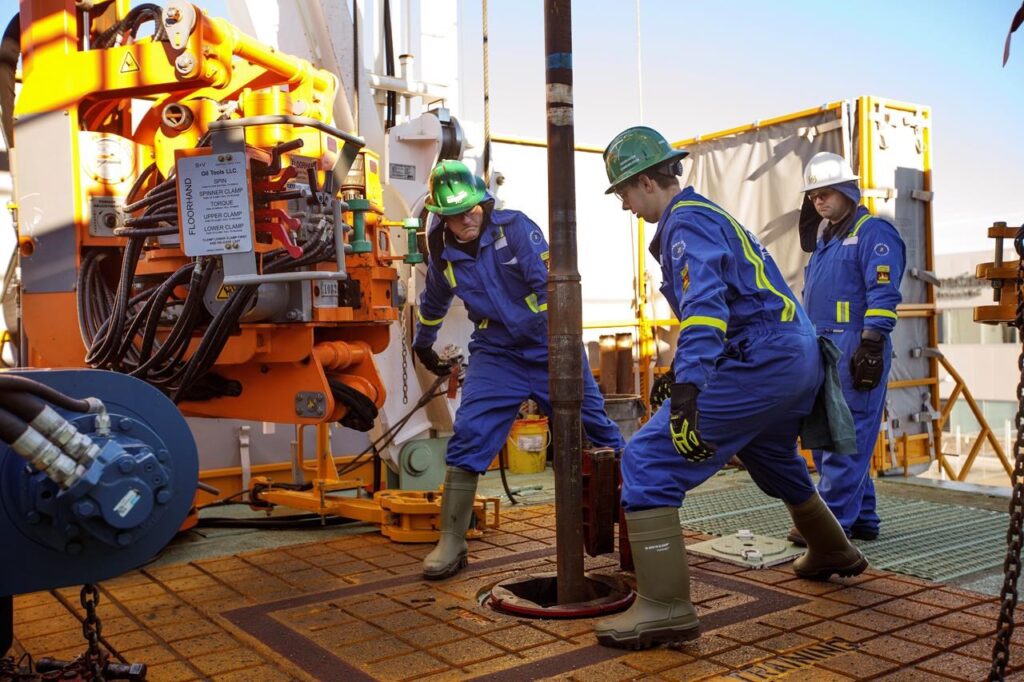 وظائف خالية فى شركة Oil and Gas Job براتب 12000 ريال قطرى لكافة الجنسيات
