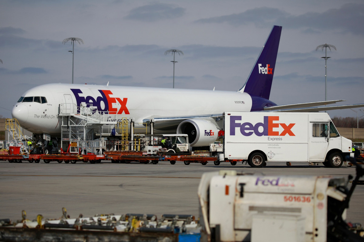 اعلان وظائف فى شركة FedEx للشحن فى سطلنة عمان لعام 2024